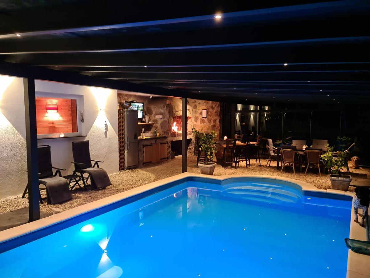 Wellness Apartments Sophienhoehe Am Teich 멕헤르니흐 외부 사진